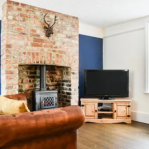 https://chapel-cottage-fylingthorpe.yorkshirehotels.net